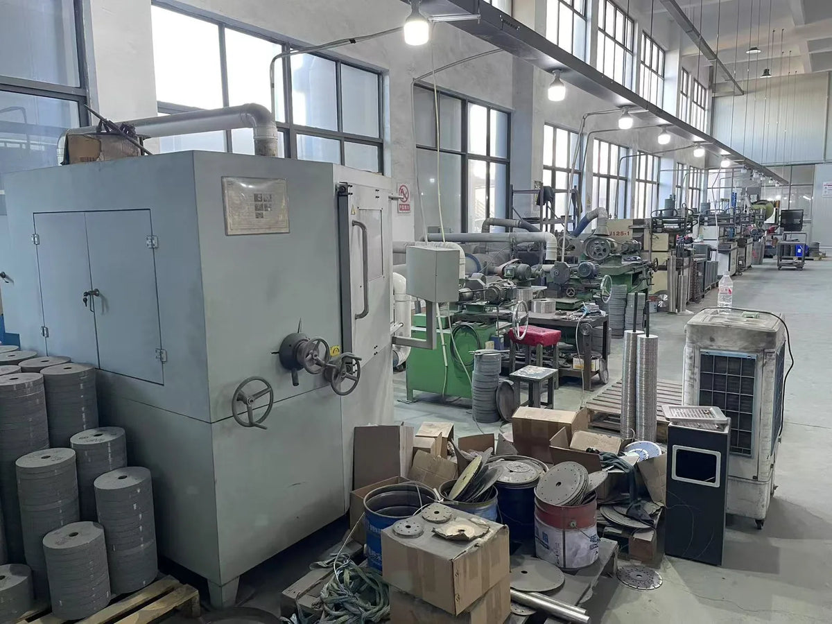 HUANG CHANG manufacturing workshop and diamond-tool production equipment